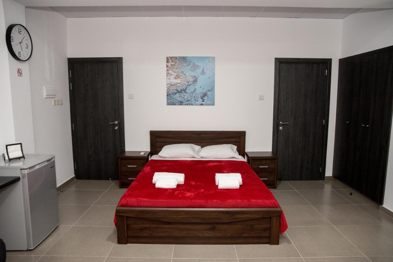 Central Luxury Studios Ayia Napa Exterior photo